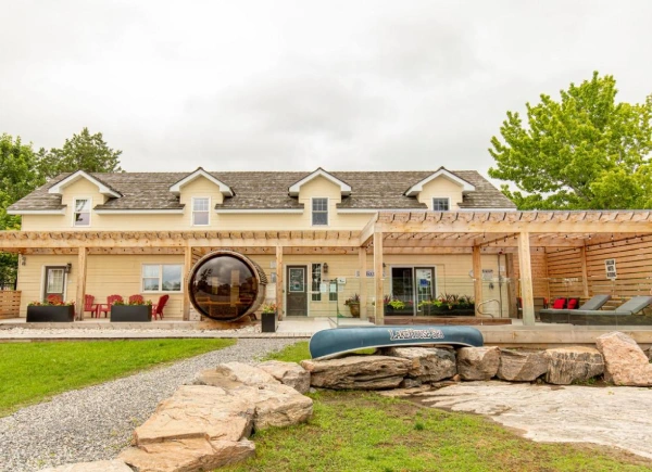 Resort, Spa & Marina